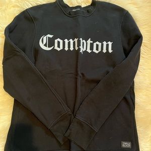 Triple Black Sweatshirt